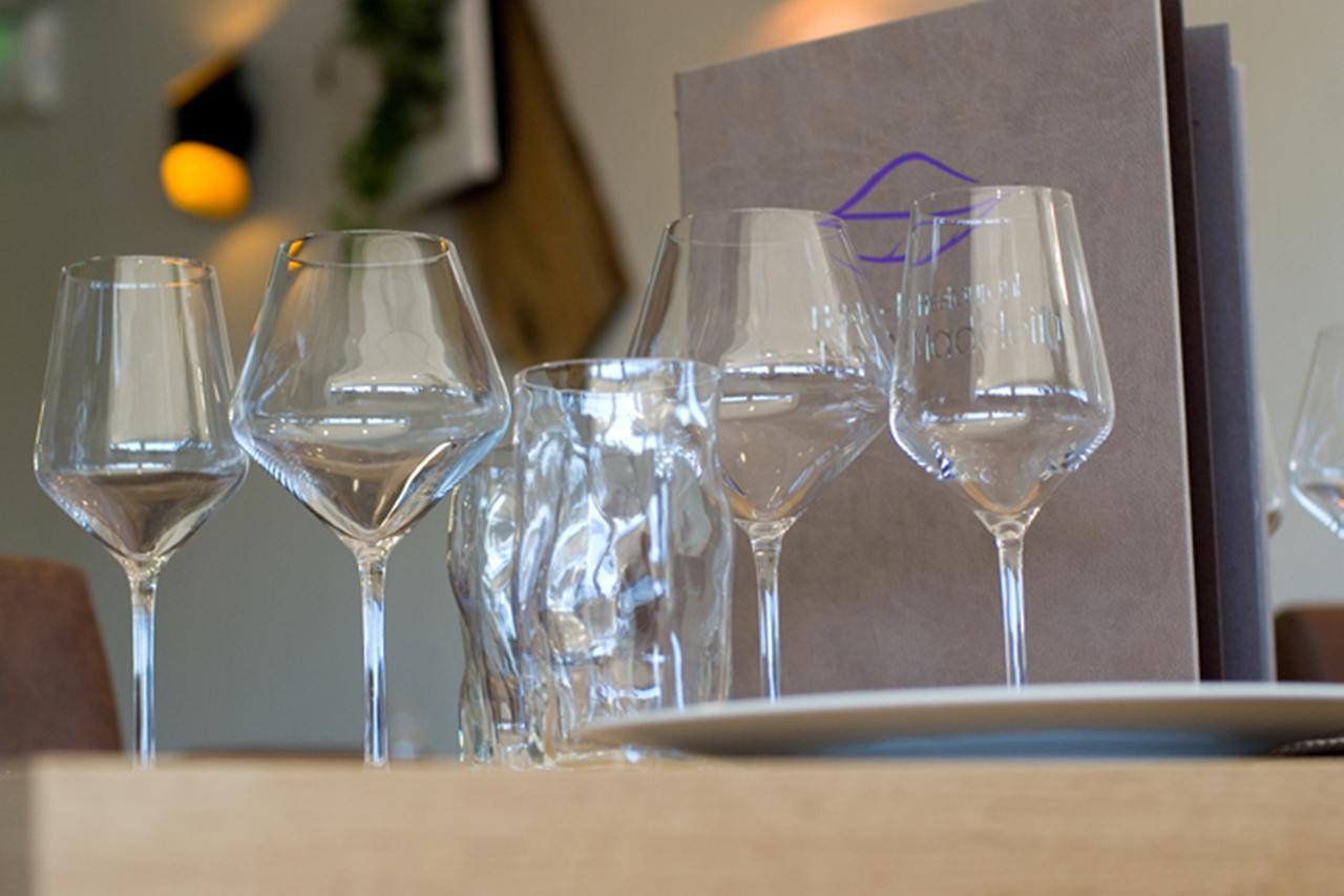 Logis Hotel Restaurant De La Madeleine Commercy Екстер'єр фото