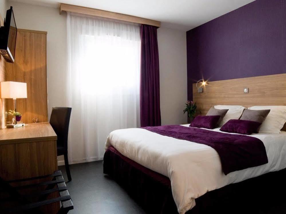 Logis Hotel Restaurant De La Madeleine Commercy Екстер'єр фото